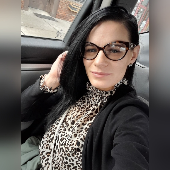 Meet your Posher, Vegas - Picture 1 of 1